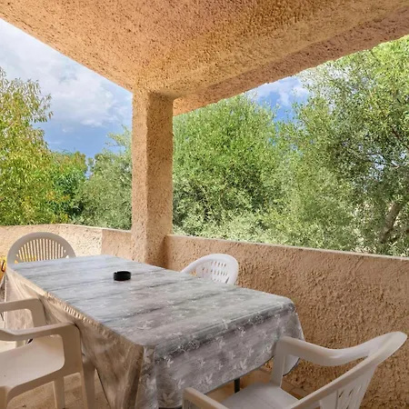 Zakaria Appartement Tertenìa